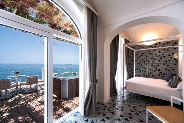 Hotel-Montemare-Positano-Suite-Deluxe-Vista-mare-Sea-View